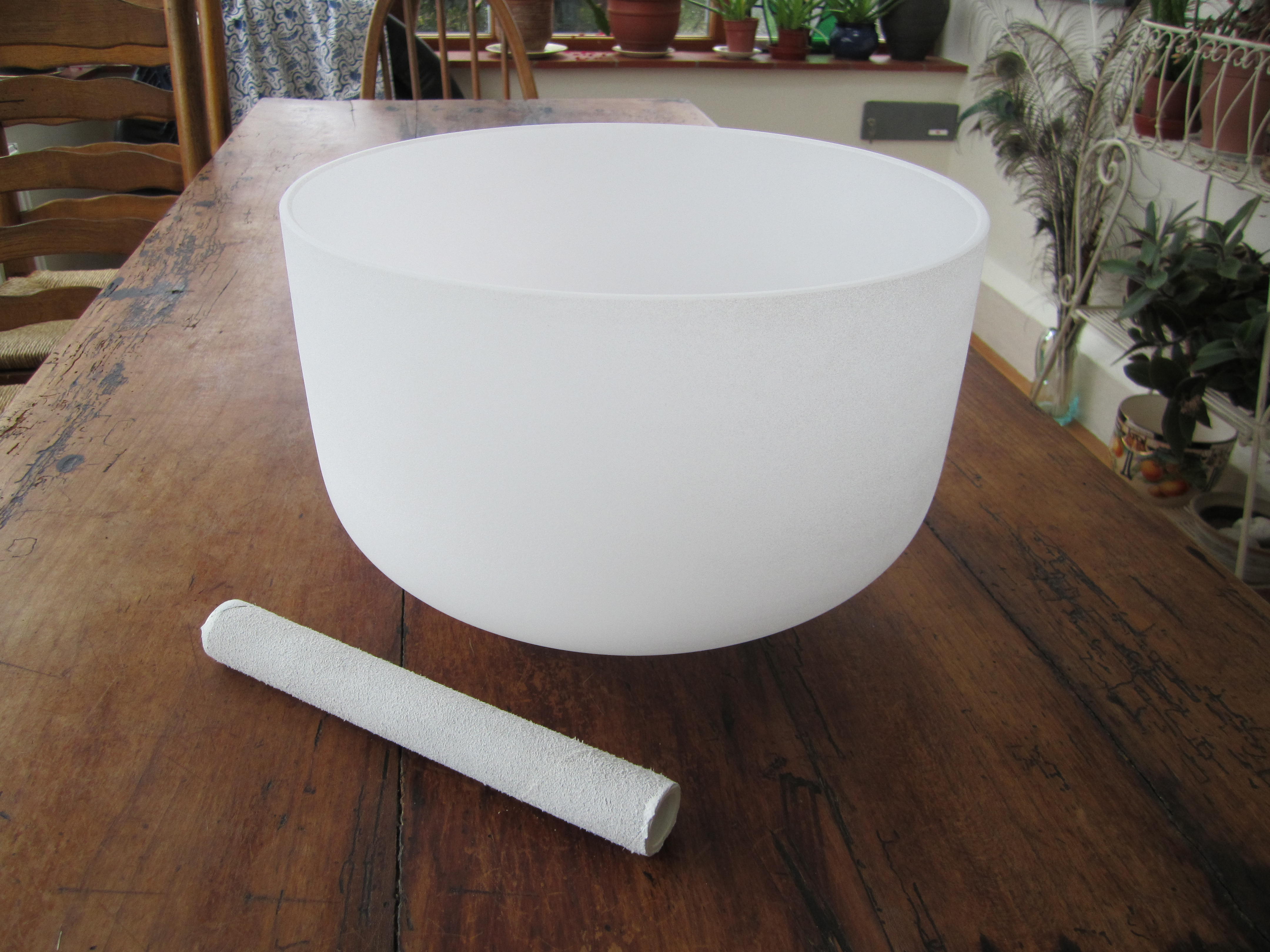 Frosted White Crystal Singing Bowl